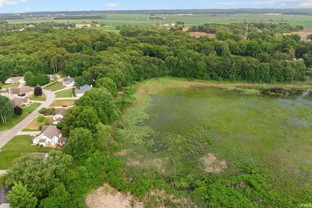 25612 Shorewood Court, South Bend, IN 46619