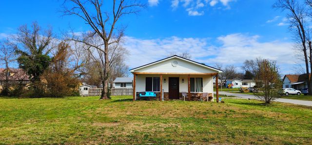 604 Marvin Avenue, Ava, MO 65608