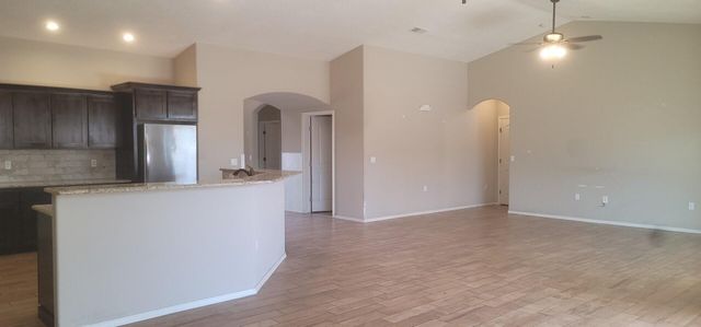 2621 Firewheel Avenue SW, Los Lunas, NM 87031