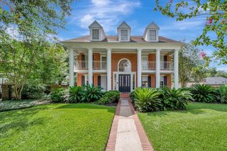 310 Oakview Circle, El Lago, TX 77586