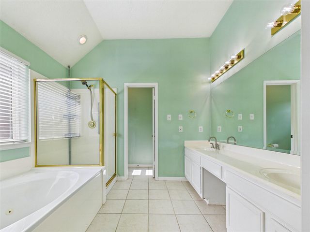 1906 Wynforest Drive, Deer Park, TX 77536