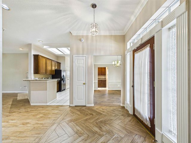1906 Wynforest Drive, Deer Park, TX 77536