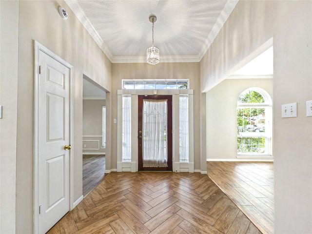 1906 Wynforest Drive, Deer Park, TX 77536