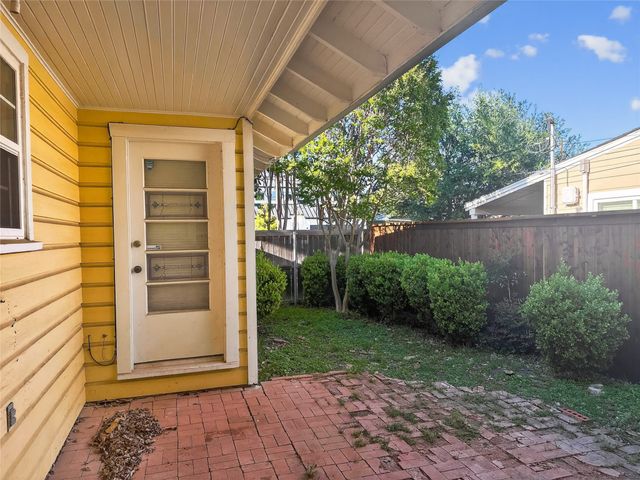 4414 Merrell Road, Dallas, TX 75229