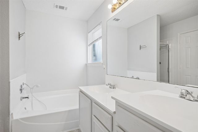 2725 Hidden Springs Drive, Mesquite, TX 75181