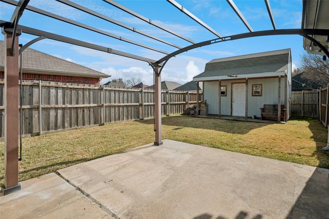 2725 Hidden Springs Drive, Mesquite, TX 75181