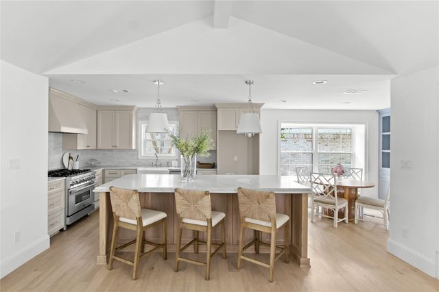 7151 Cosgrove Drive, Dallas, TX 75231