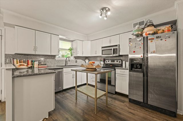 741 Dumont Drive, Richardson, TX 75080