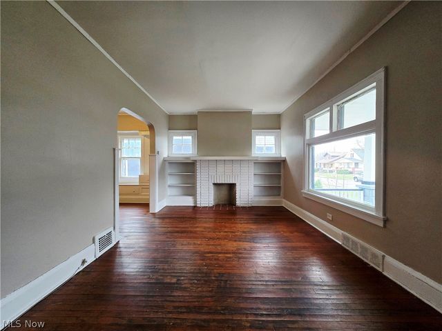 13826 Melzer Avenue, Cleveland, OH 44120