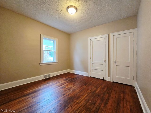 13826 Melzer Avenue, Cleveland, OH 44120