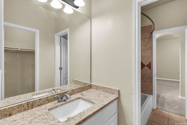 8015 Clyde Dent, San Antonio, TX 78250