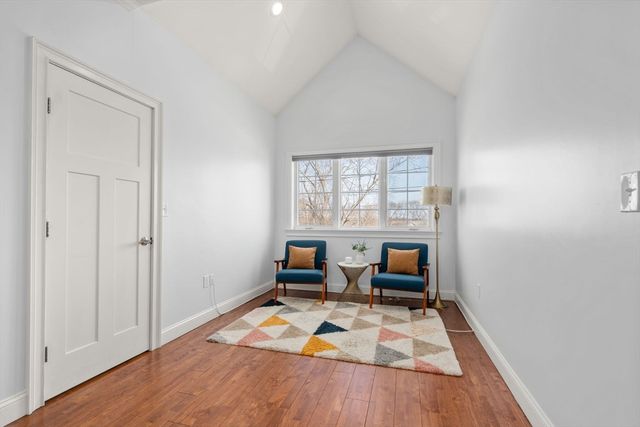 41 Sunset Ave 41, Norwood, MA 02062