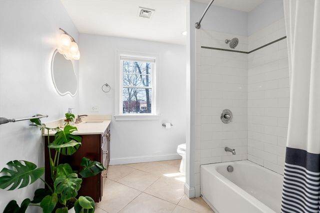 41 Sunset Ave 41, Norwood, MA 02062