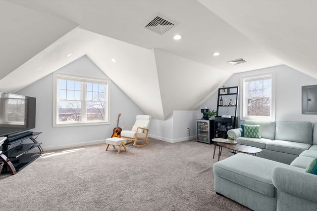 41 Sunset Ave 41, Norwood, MA 02062