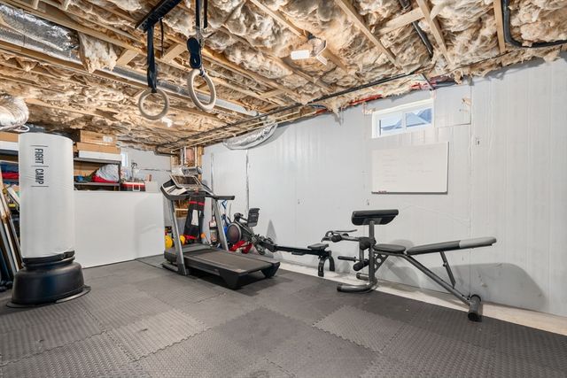 41 Sunset Ave 41, Norwood, MA 02062