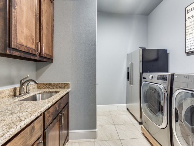 506 Harvest Hill Drive, Murphy, TX 75094