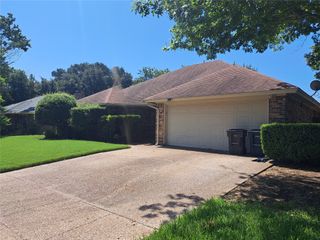 4505 Yellowleaf Drive, Fort Worth, TX 76133