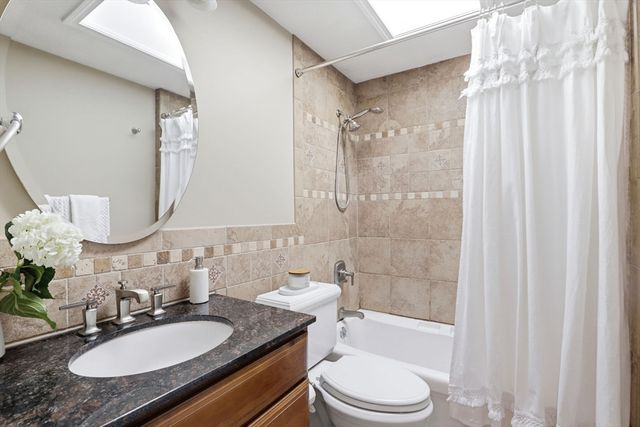 273 Church St, Marshfield, MA 02050