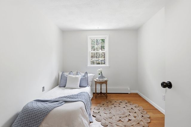 273 Church St, Marshfield, MA 02050