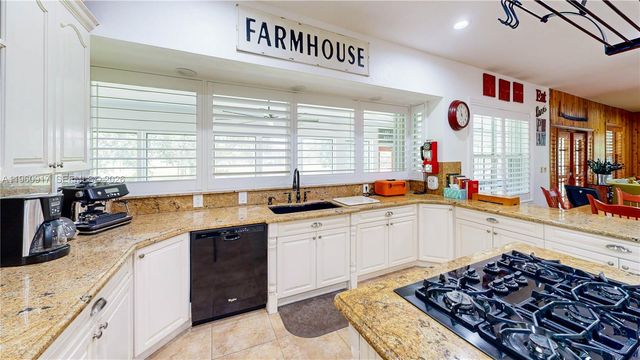 24545 SW 192nd Ave, Homestead, FL 33031