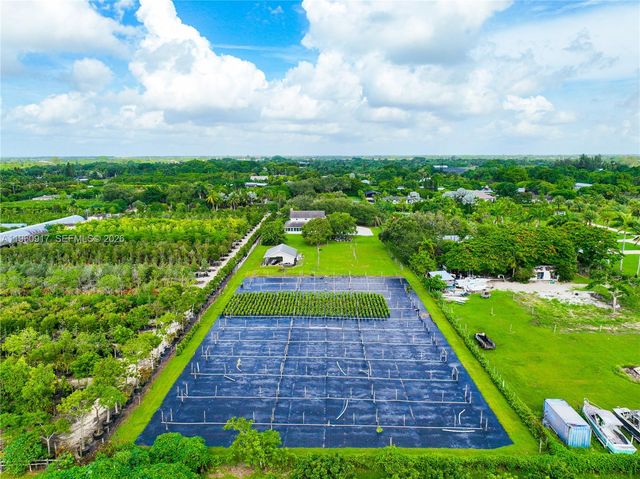 24545 SW 192nd Ave, Homestead, FL 33031