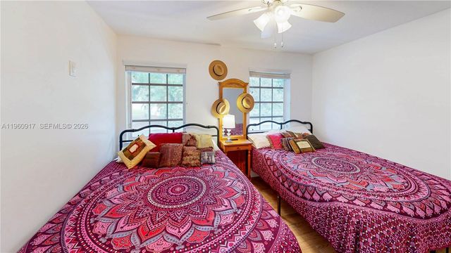 24545 SW 192nd Ave, Homestead, FL 33031