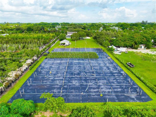 24545 SW 192nd Ave, Homestead, FL 33031