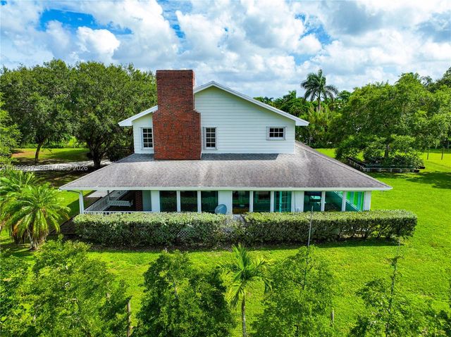 24545 SW 192nd Ave, Homestead, FL 33031