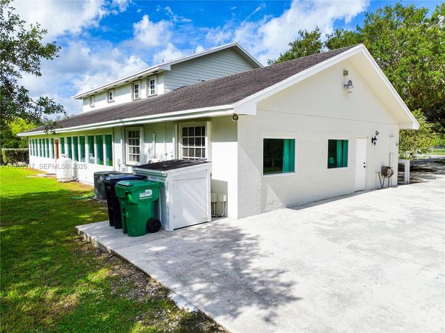 24545 SW 192nd Ave, Homestead, FL 33031