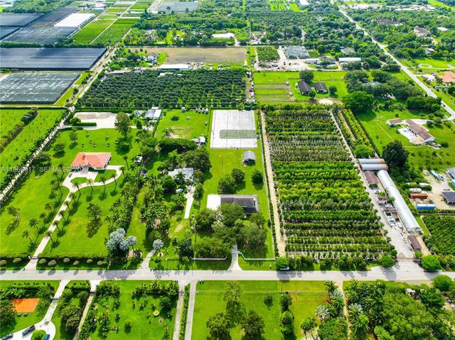 24545 SW 192nd Ave, Homestead, FL 33031