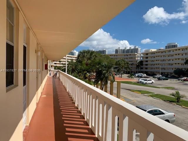 2949 Point East Dr B304, Aventura, FL 33160