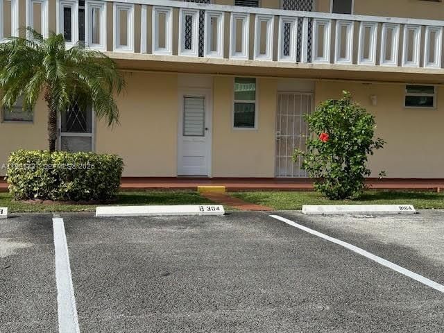 2949 Point East Dr B304, Aventura, FL 33160