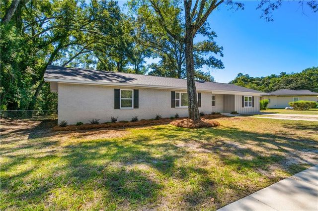 4305 Moffett Road, Mobile, AL 36618