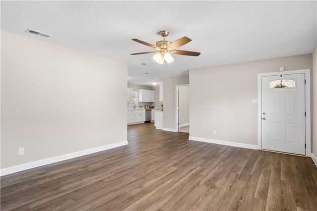 4305 Moffett Road, Mobile, AL 36618