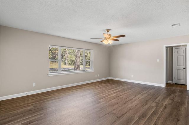 4305 Moffett Road, Mobile, AL 36618