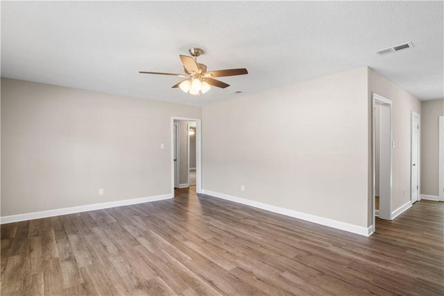 4305 Moffett Road, Mobile, AL 36618