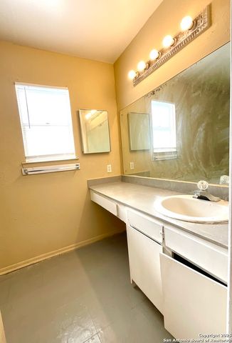 7042 Glen Mist, San Antonio, TX 78239