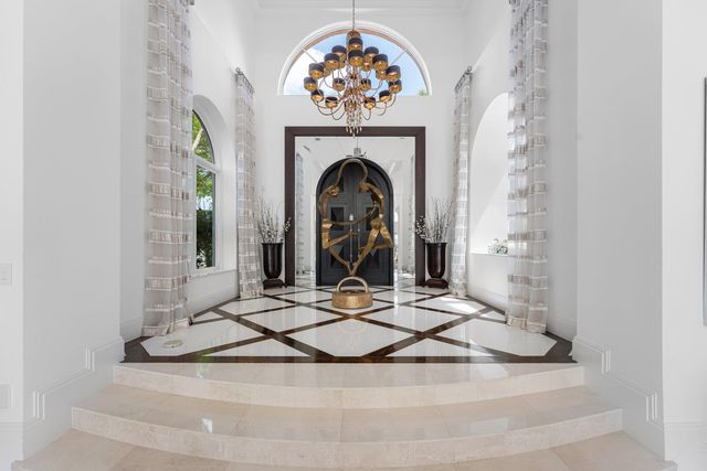 13101 Monet Lane, Palm Beach Gardens, FL 33410