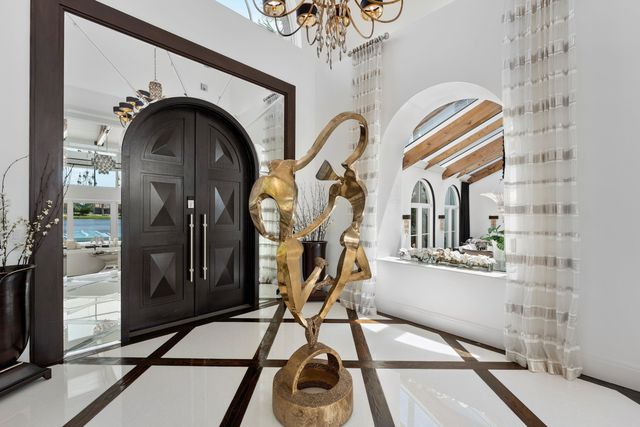 13101 Monet Lane, Palm Beach Gardens, FL 33410