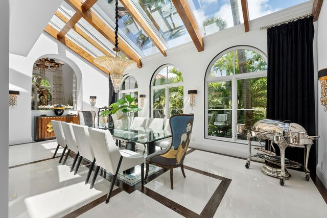 13101 Monet Lane, Palm Beach Gardens, FL 33410