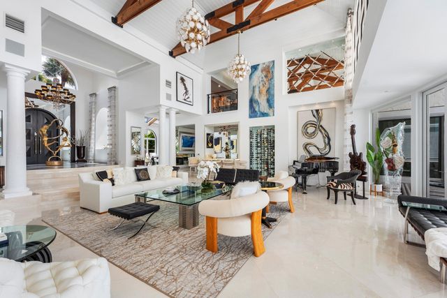 13101 Monet Lane, Palm Beach Gardens, FL 33410