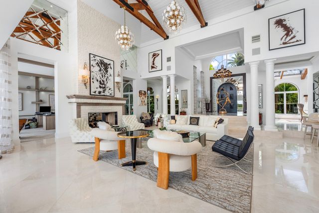 13101 Monet Lane, Palm Beach Gardens, FL 33410