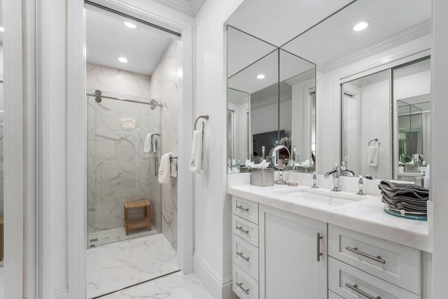 13101 Monet Lane, Palm Beach Gardens, FL 33410