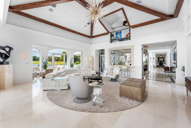 13101 Monet Lane, Palm Beach Gardens, FL 33410