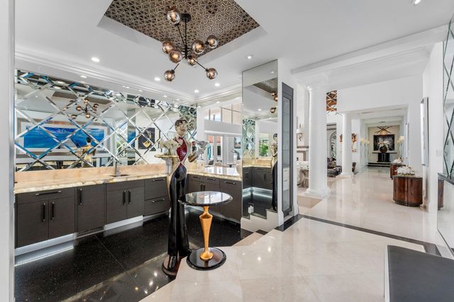 13101 Monet Lane, Palm Beach Gardens, FL 33410