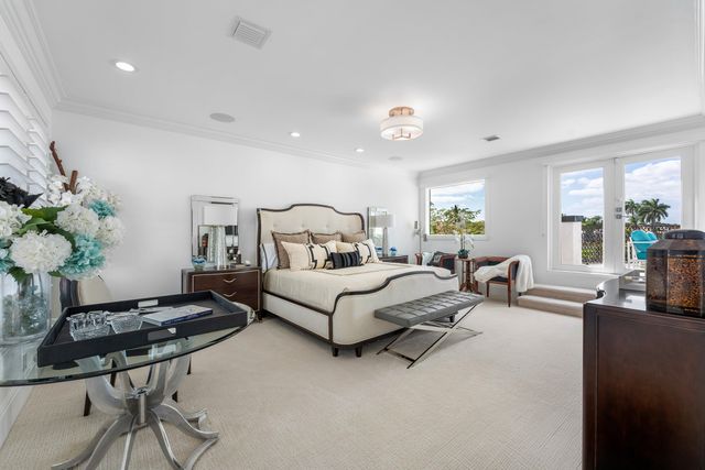 13101 Monet Lane, Palm Beach Gardens, FL 33410