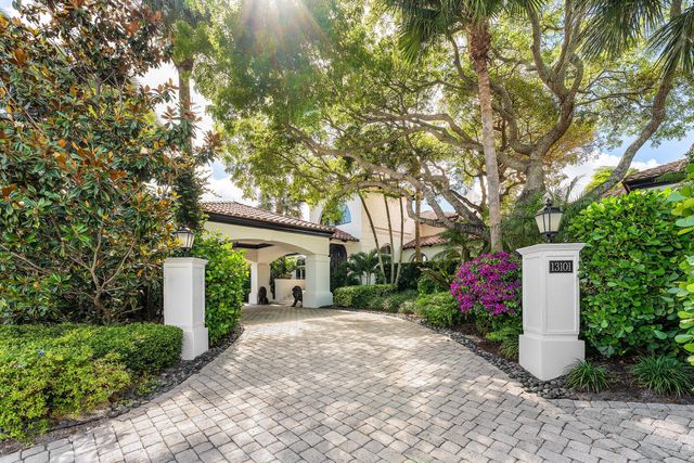 13101 Monet Lane, Palm Beach Gardens, FL 33410