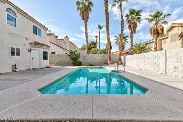 3228 Mariner Bay Street, Las Vegas, NV 89117