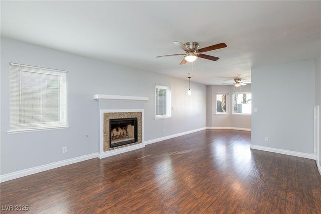 3228 Mariner Bay Street, Las Vegas, NV 89117