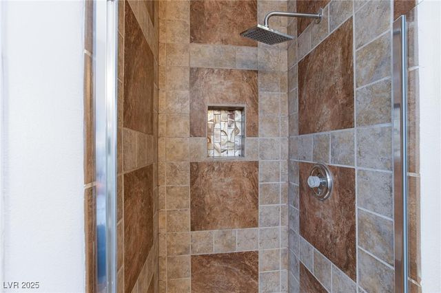 3228 Mariner Bay Street, Las Vegas, NV 89117